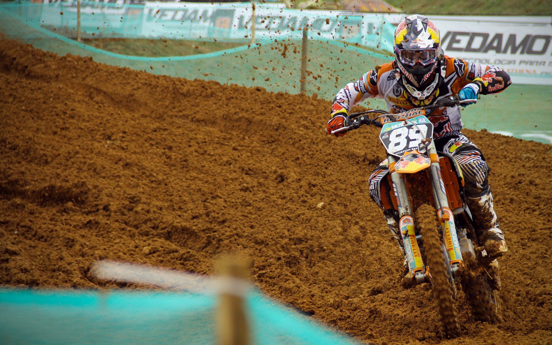 洛杉矶银河豪华阵容全线提升，冲击MLS冠军